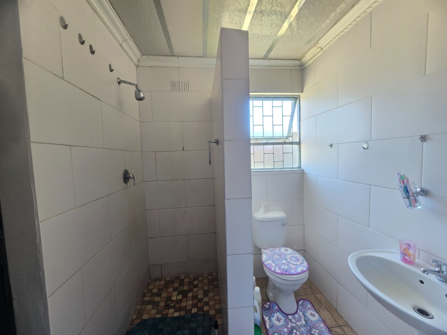 2 Bedroom Property for Sale in Colorado Park Western Cape
